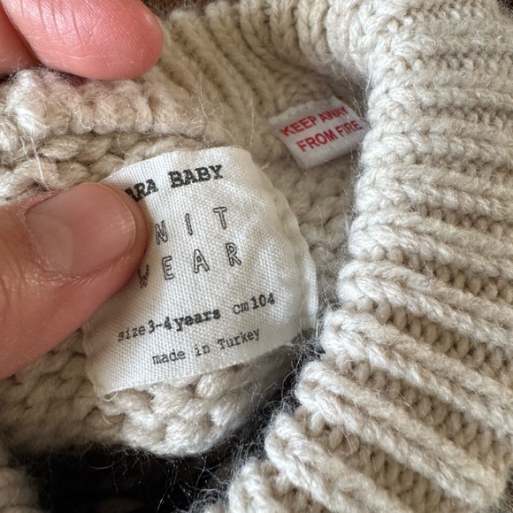 Winter Essentials - Picture 3 of 3